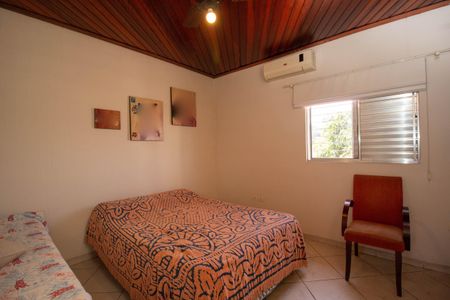 Casa para alugar com 196m², 4 quartos e 3 vagasQuarto 4