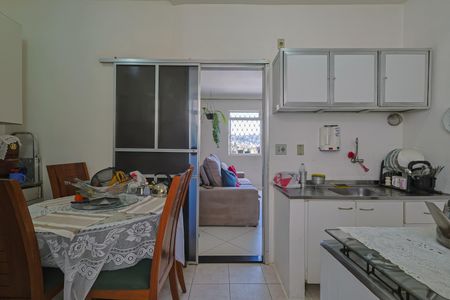 Apartamento à venda com 70m², 2 quartos e 1 vagaCozinha