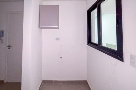 Sala/Cozinha de apartamento para alugar com 2 quartos, 36m² em Vila Lucia, São Paulo