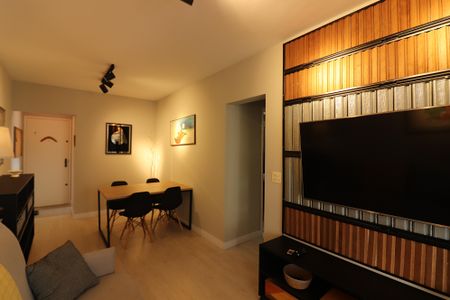 Apartamento para alugar com 70m², 2 quartos e 2 vagasSala 