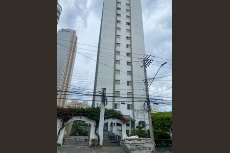 Apartamento à venda com 86m², 3 quartos e 1 vaga Apartamento à venda com 86m², 3 quartos e 1 vagaFachada