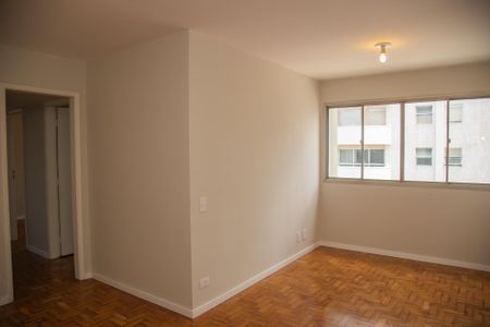 Apartamento à venda com 86m², 3 quartos e 1 vaga Apartamento à venda com 86m², 3 quartos e 1 vagaSala