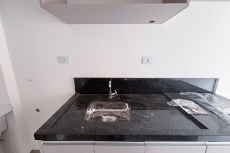 Apartamento para alugar com 28m², 1 quarto e sem vaga Apartamento para alugar com 28m², 1 quarto e sem vagaSala/Cozinha
