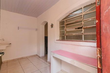 Casa para alugar com 45m², 2 quartos e sem vagaLavanderia