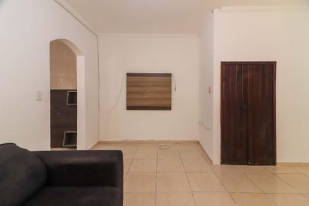 Sala de casa para alugar com 2 quartos, 45m² em Jardim Celeste, São Paulo