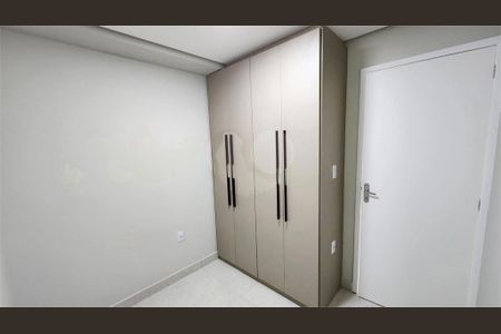 Casa à venda com 190m², 6 quartos e sem vaga