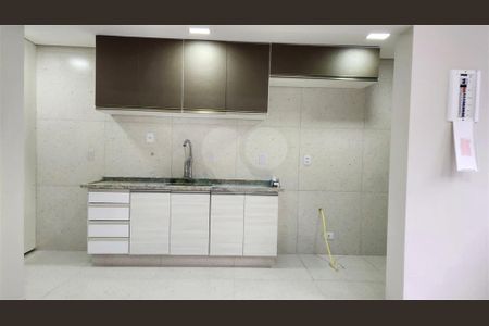 Casa à venda com 190m², 6 quartos e sem vaga