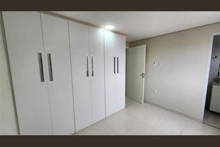 Casa à venda com 6 quartos, 190m² em Jardim Fernandes, São Paulo