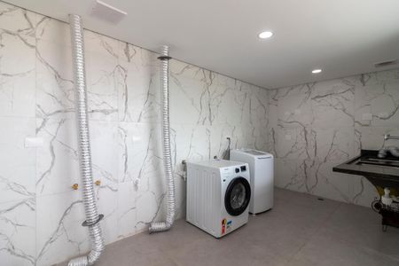 Apartamento para alugar com 31m², 1 quarto e sem vagaÁrea Comum - Lavanderia