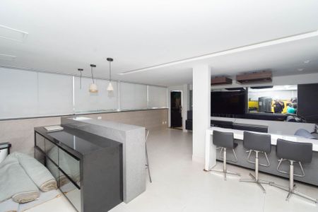 Apartamento para alugar com 180m², 4 quartos e 3 vagasCobertura - Sala e Espaço Gourmet