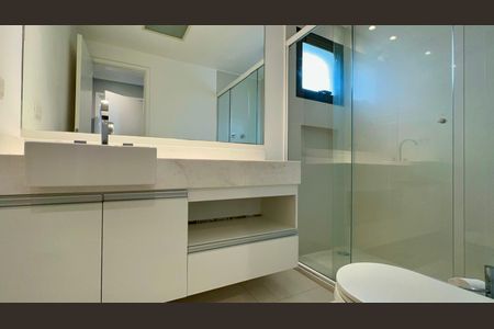 Apartamento para alugar com 97m², 2 quartos e 2 vagasBanheiro da Suíte