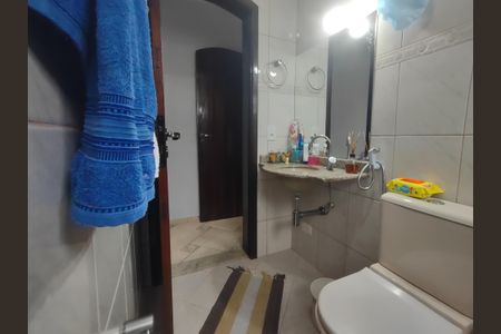 Casa à venda com 204m², 5 quartos e 4 vagas