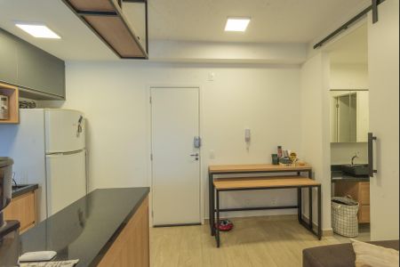 Sala de apartamento para alugar com 1 quarto, 33m² em Parque Industrial, Campinas