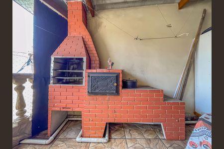 Casa à venda com 154m², 4 quartos e 3 vagas Casa à venda com 154m², 4 quartos e 3 vagasChurrasqueira