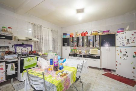 Casa à venda com 154m², 4 quartos e 3 vagas Casa à venda com 154m², 4 quartos e 3 vagasCozinha