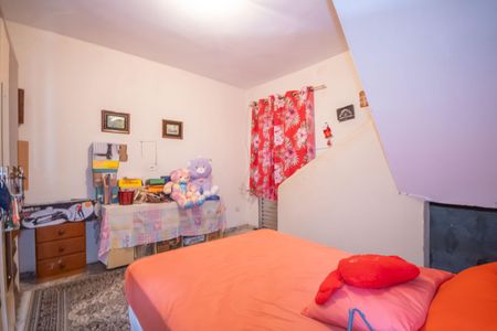 Casa à venda com 154m², 4 quartos e 3 vagas Casa à venda com 154m², 4 quartos e 3 vagasQuarto 1