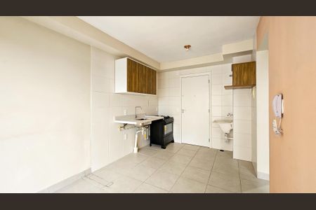 Sala / Cozinha de apartamento à venda com 2 quartos, 34m² em Socorro, São Paulo