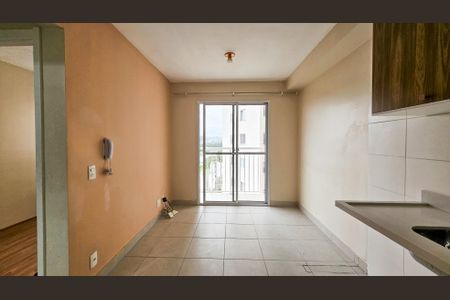 Sala / Cozinha de apartamento à venda com 2 quartos, 34m² em Socorro, São Paulo