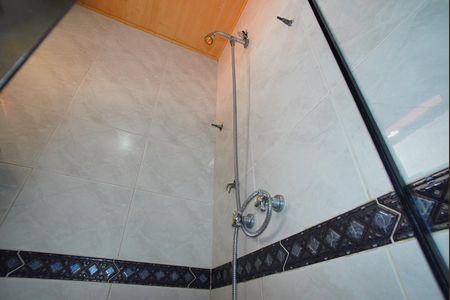 Casa para alugar com 475m², 6 quartos e 7 vagasBanheiro da Suíte 3