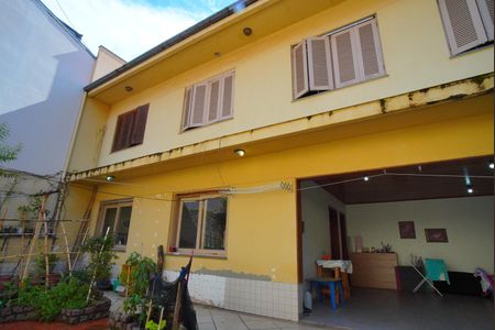 Casa para alugar com 475m², 6 quartos e 7 vagasFachada