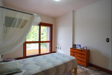 Casa para alugar com 475m², 6 quartos e 7 vagasSuíte 1