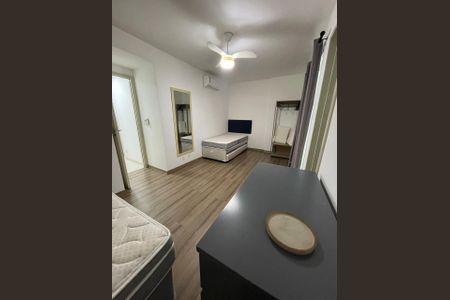 Apartamento à venda com 155m², 4 quartos e 2 vagas Apartamento à venda com 155m², 4 quartos e 2 vagasSuíte 2
