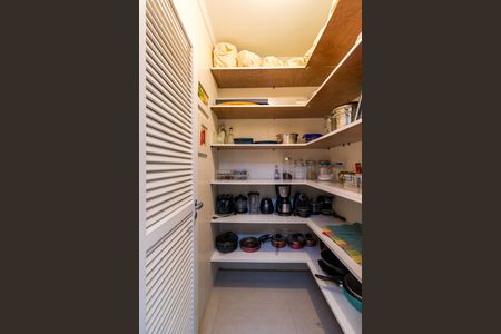 Apartamento para alugar com 84m², 2 quartos e 2 vagasDespensa