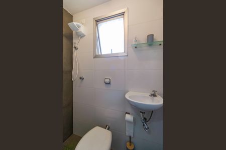 Apartamento para alugar com 84m², 2 quartos e 2 vagasBanheiro de Serviço