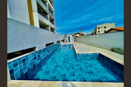 Apartamento à venda com 62m², 2 quartos e 1 vagaPiscina