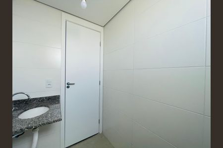 Apartamento à venda com 62m², 2 quartos e 1 vagaBanheiro 2
