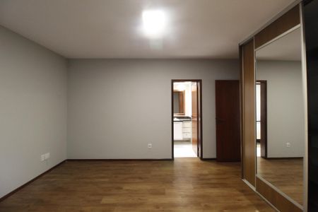 Apartamento à venda com 261m², 4 quartos e 2 vagasSuíte 1