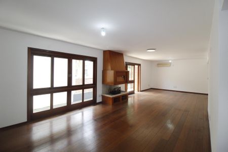 Apartamento à venda com 261m², 4 quartos e 2 vagasSala