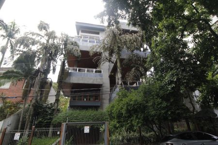 Apartamento à venda com 261m², 4 quartos e 2 vagasFachada