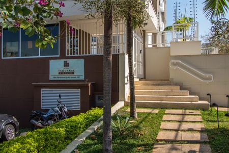 Apartamento à venda com 66m², 2 quartos e 2 vagasFACHADA
