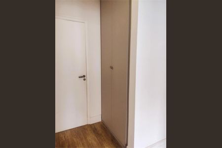 Casa à venda com 3 quartos, 122m² em Vila do Castelo, São Paulo