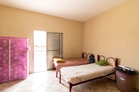 Casa à venda com 175m², 3 quartos e 3 vagas Casa à venda com 175m², 3 quartos e 3 vagasQuarto 1