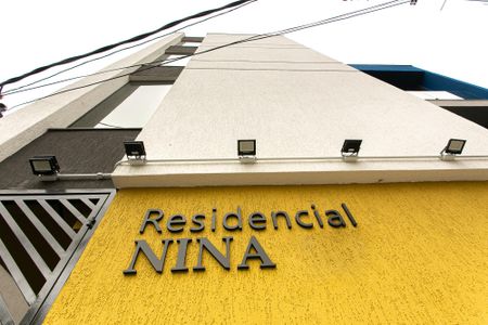 Apartamento à venda com 33m², 2 quartos e sem vaga Apartamento à venda com 33m², 2 quartos e sem vagaFachada