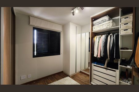 Apartamento à venda com 100m², 3 quartos e 2 vagasQuarto 2