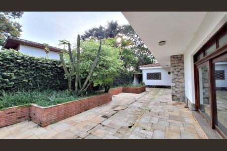 Casa à venda com 450m², 3 quartos e 4 vagas