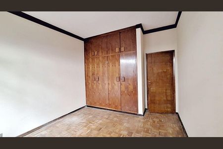 Casa à venda com 450m², 3 quartos e 4 vagas