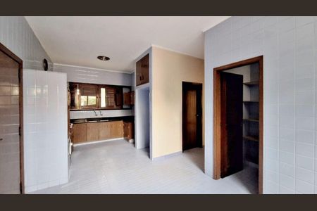 Casa à venda com 450m², 3 quartos e 4 vagas