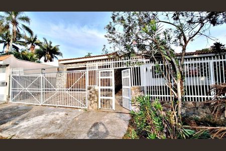 Casa à venda com 450m², 3 quartos e 4 vagas