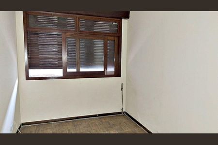 Casa à venda com 450m², 3 quartos e 4 vagas