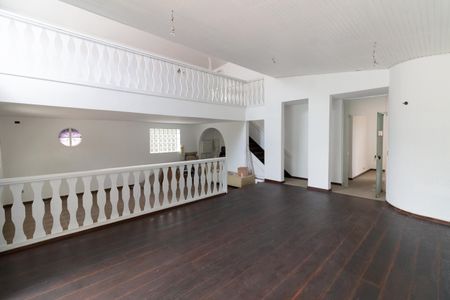 Casa à venda com 456m², 3 quartos e 3 vagasSala