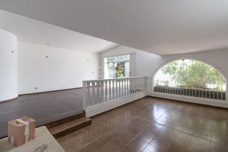 Casa à venda com 456m², 3 quartos e 3 vagasSala