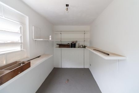 Casa à venda com 456m², 3 quartos e 3 vagasDepósito