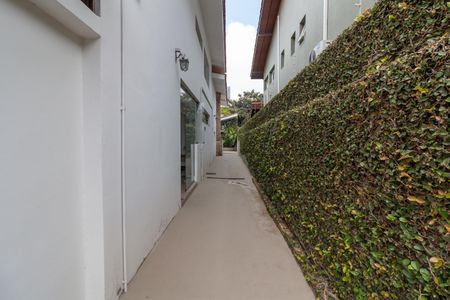 Casa à venda com 456m², 3 quartos e 3 vagasCorredor