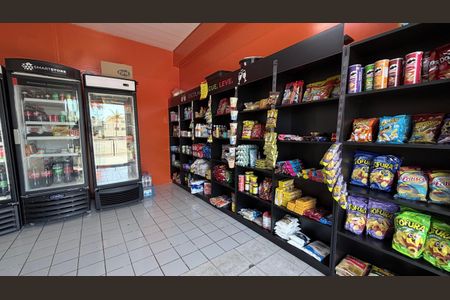 Apartamento à venda com 56m², 2 quartos e 1 vaga Apartamento à venda com 56m², 2 quartos e 1 vagaMini Mercado