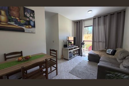 Sala de apartamento à venda com 2 quartos, 56m² em Jardim das Bandeiras, Campinas