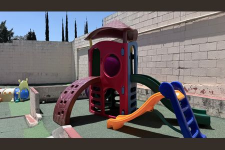 Apartamento à venda com 56m², 2 quartos e 1 vaga Apartamento à venda com 56m², 2 quartos e 1 vagaÁrea comum - Playground